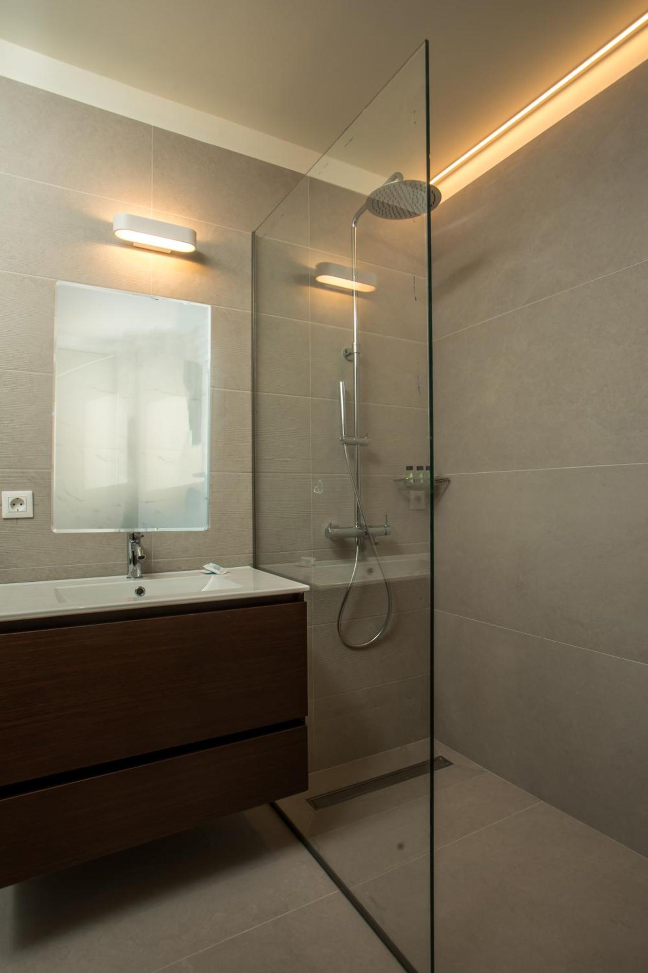 Eden'S Azalea Luxury Suite Rhodes City Buitenkant foto
